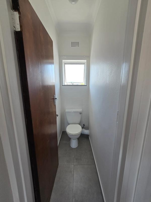 To Let 2 Bedroom Property for Rent in Thornton Western Cape